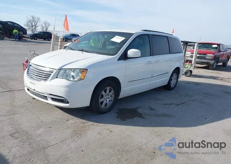 2012 Chrysler Town & Country Touring z USA, uszkodzony, nr VIN 2C4RC1BG5CR306250
